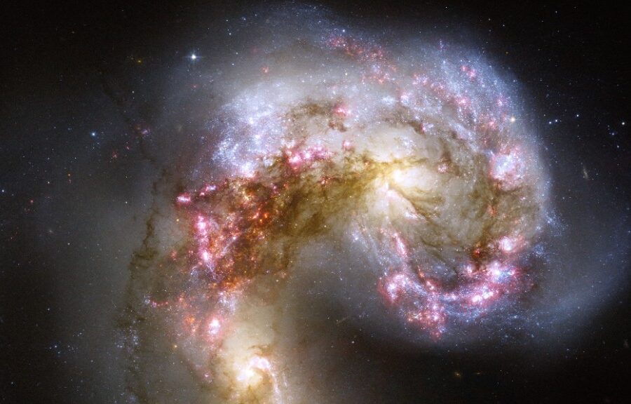 Galaxy from https://www.space.com/how-galaxies-form